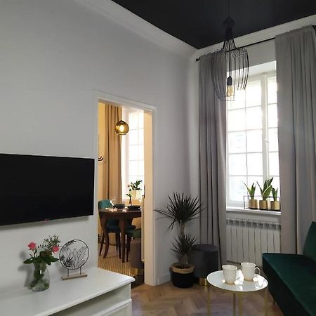 Ndm Apartament วอร์ซอ ภายนอก รูปภาพ